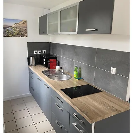 Adelison Hébergement de vacances Camiers